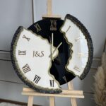 zegar 60cm nieregularny czarno-biały z personalizacją